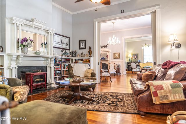 301 Mcreynolds Street, Carthage, NC 28327