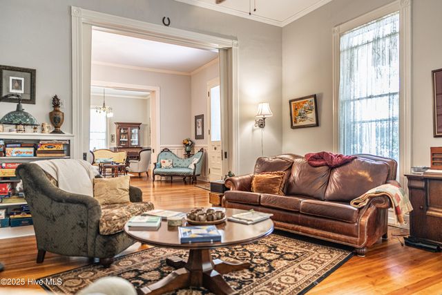 301 Mcreynolds Street, Carthage, NC 28327