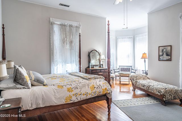 301 Mcreynolds Street, Carthage, NC 28327