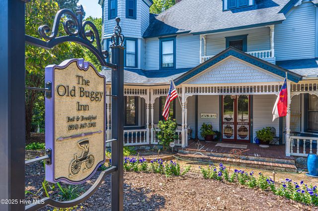 301 Mcreynolds Street, Carthage, NC 28327