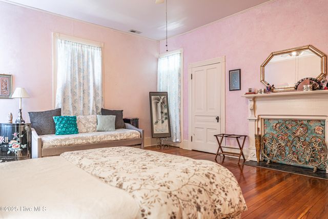 301 Mcreynolds Street, Carthage, NC 28327