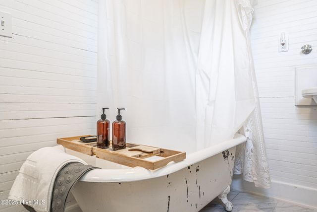 301 Mcreynolds Street, Carthage, NC 28327