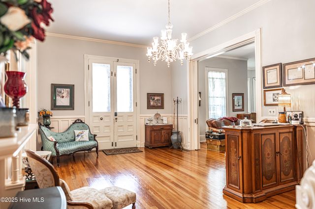 301 Mcreynolds Street, Carthage, NC 28327