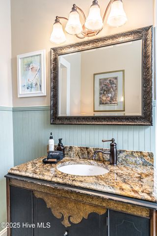 301 Mcreynolds Street, Carthage, NC 28327