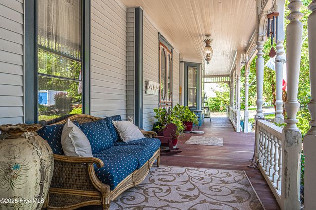 301 Mcreynolds Street, Carthage, NC 28327