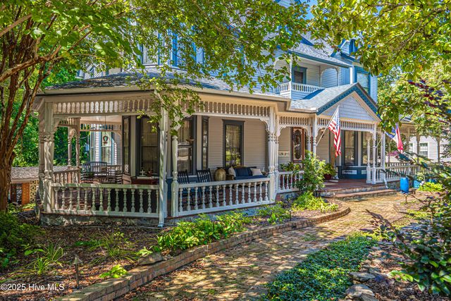 301 Mcreynolds Street, Carthage, NC 28327