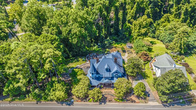 301 Mcreynolds Street, Carthage, NC 28327