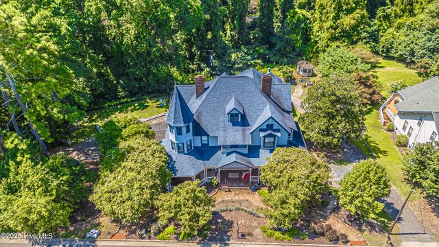 301 Mcreynolds Street, Carthage, NC 28327