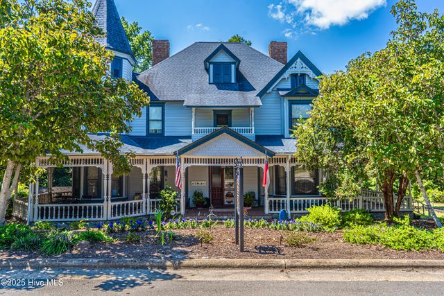 301 Mcreynolds Street, Carthage, NC 28327