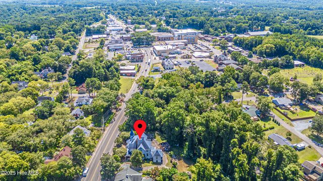 301 Mcreynolds Street, Carthage, NC 28327