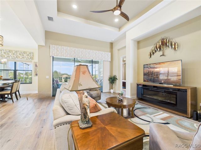 1355 W Greenmeadow Path, Hernando, FL 34442