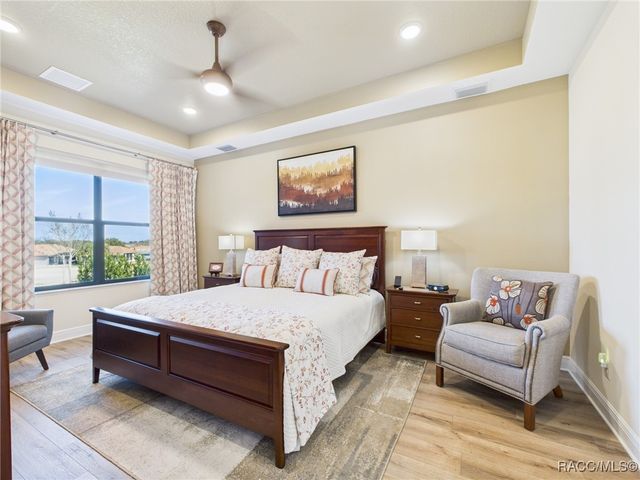 1355 W Greenmeadow Path, Hernando, FL 34442