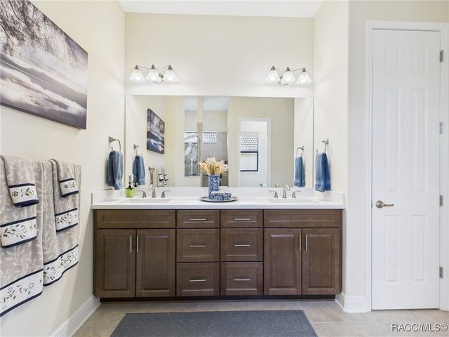 1355 W Greenmeadow Path, Hernando, FL 34442