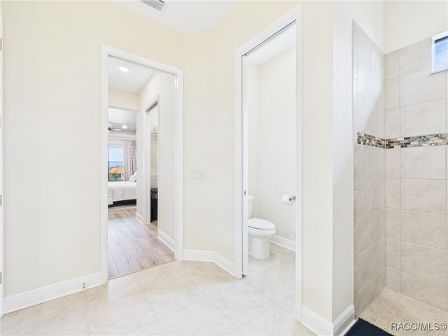 1355 W Greenmeadow Path, Hernando, FL 34442