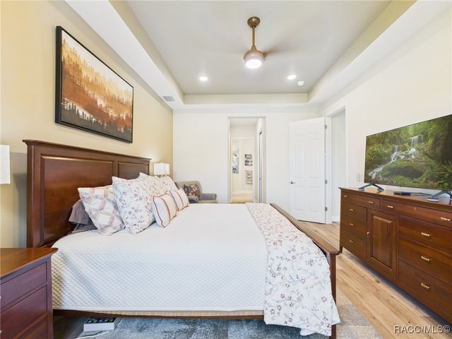 1355 W Greenmeadow Path, Hernando, FL 34442