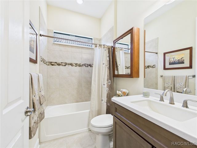 1355 W Greenmeadow Path, Hernando, FL 34442