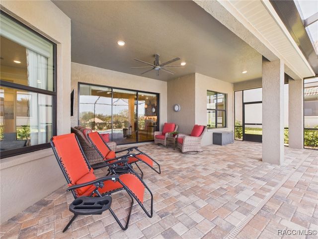 1355 W Greenmeadow Path, Hernando, FL 34442