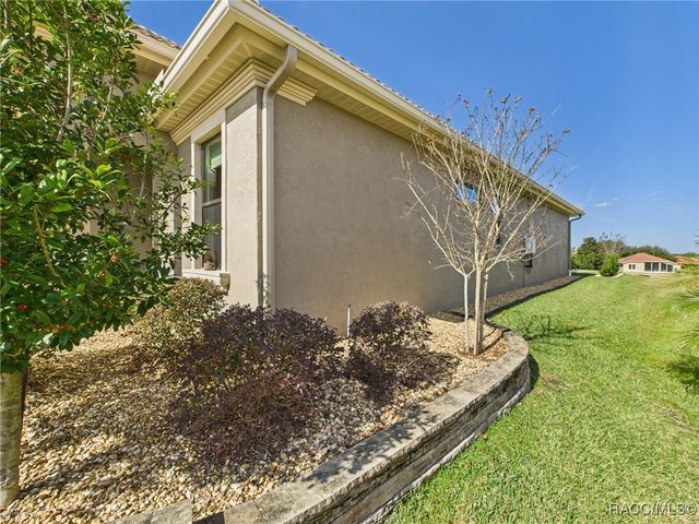 1355 W Greenmeadow Path, Hernando, FL 34442