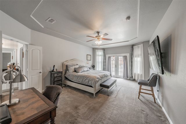 1112 Mesa Crest Drive, Fort Worth, TX 76052