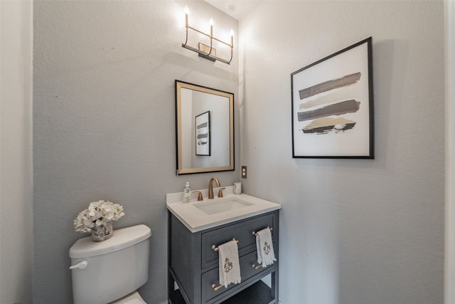 1112 Mesa Crest Drive, Fort Worth, TX 76052