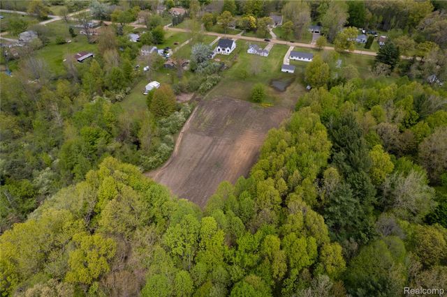 30977 West Road, Huron Charter Township, MI 48164
