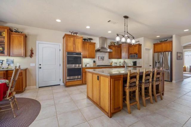 10204 Mount Olympus Valley Rd Road, Fallbrook, CA 92028