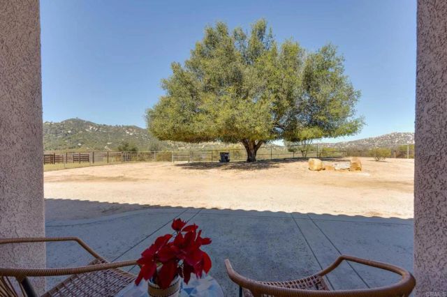 10204 Mount Olympus Valley Rd Road, Fallbrook, CA 92028