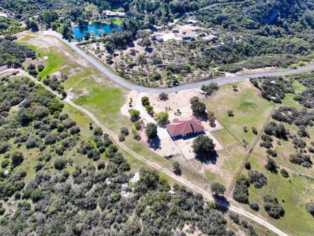 10204 Mount Olympus Valley Rd Road, Fallbrook, CA 92028