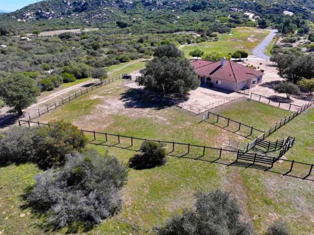 10204 Mount Olympus Valley Rd Road, Fallbrook, CA 92028