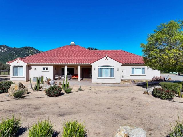 10204 Mount Olympus Valley Rd Road, Fallbrook, CA 92028