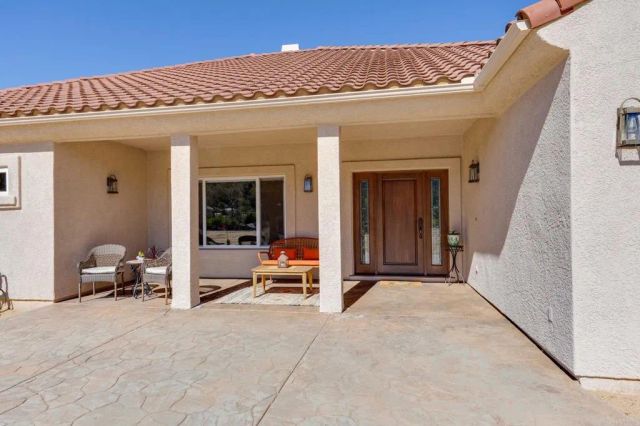 10204 Mount Olympus Valley Rd Road, Fallbrook, CA 92028