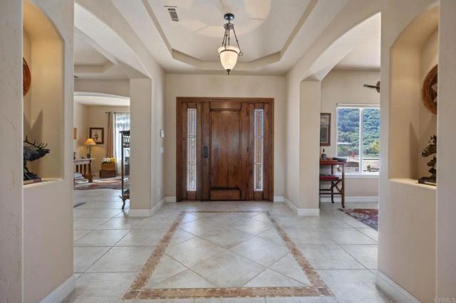 10204 Mount Olympus Valley Rd Road, Fallbrook, CA 92028