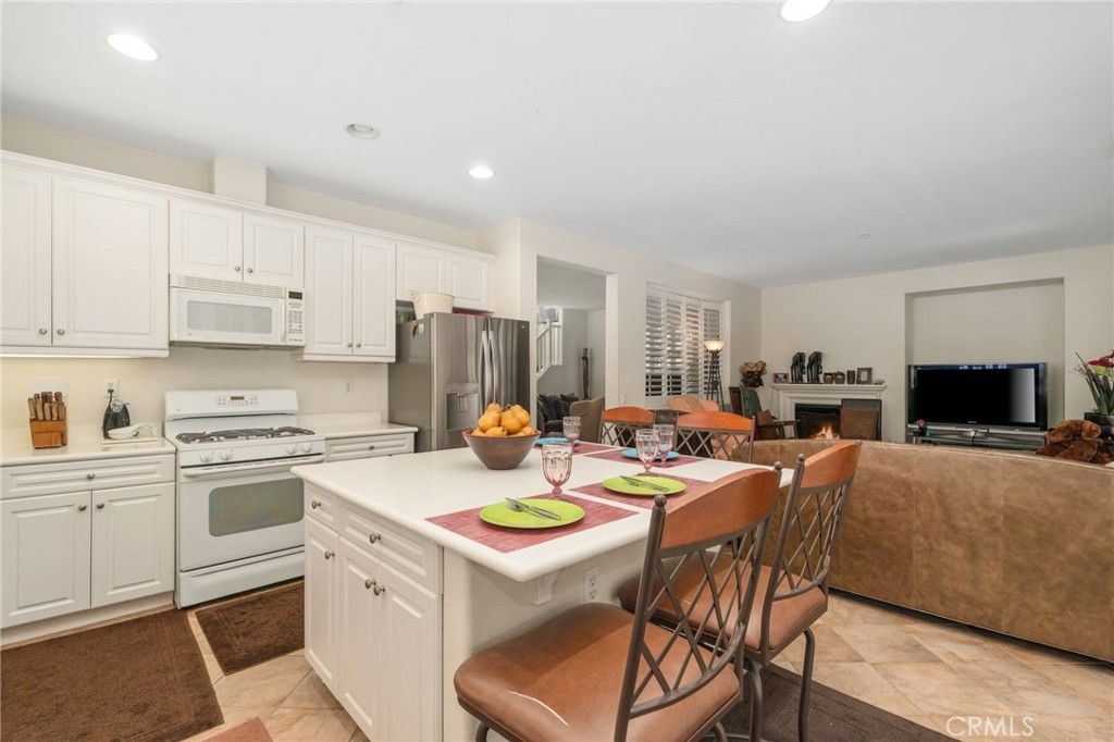 Image 10 of property listing at 1349 N Dolanna, Compton, CA 90221