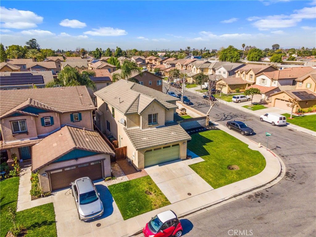 Image 4 of property listing at 1349 N Dolanna, Compton, CA 90221