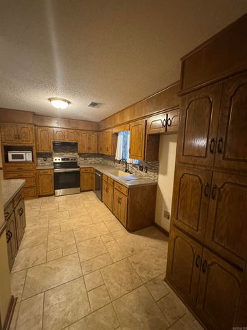 11703 Dalin Road, Cabot, AR 72023