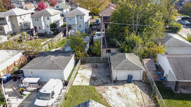 643 S 19th Avenue, Maywood, IL 60153