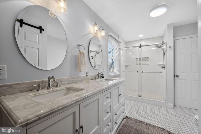 1550 DOE TRAIL LN, Yardley, PA 19067