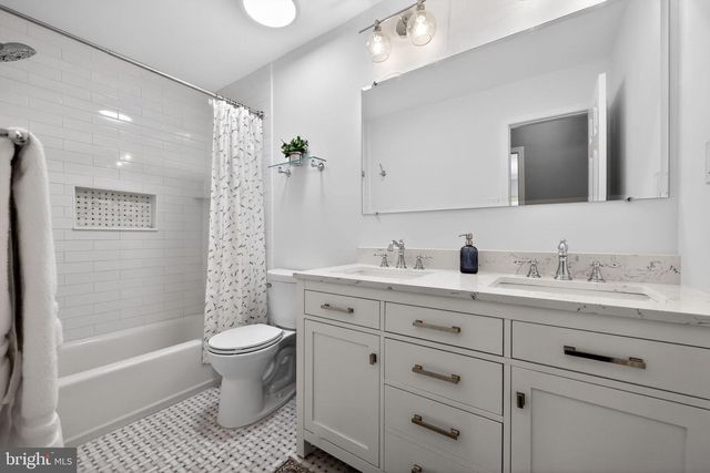 1550 DOE TRAIL LN, Yardley, PA 19067