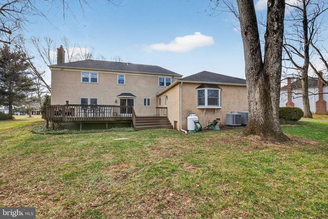1550 DOE TRAIL LN, Yardley, PA 19067