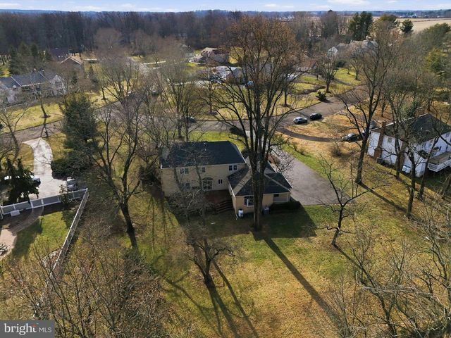 1550 DOE TRAIL LN, Yardley, PA 19067