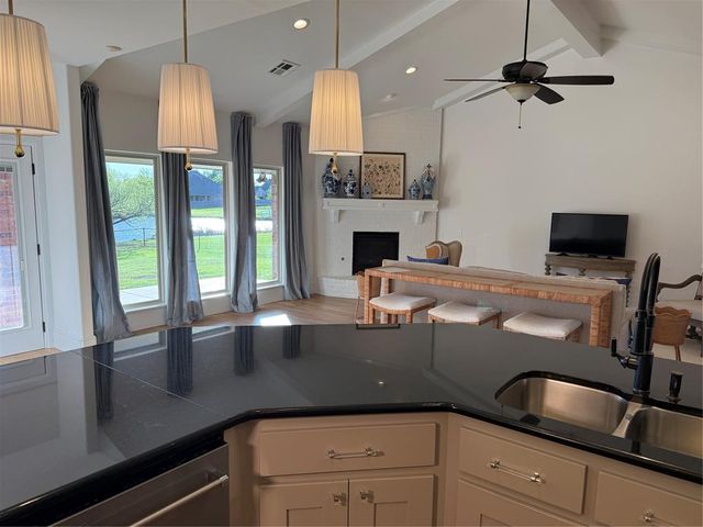 4700 Southcreek Road, Moore, OK 73165