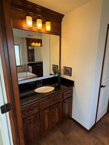 4700 Southcreek Road, Moore, OK 73165