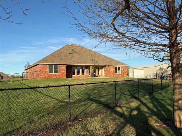 4700 Southcreek Road, Moore, OK 73165