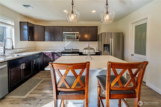 120 Valley Creek Drive, Port Angeles, WA 98362