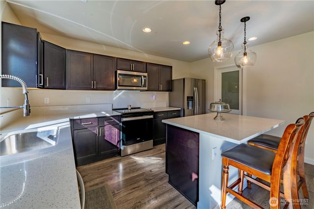 120 Valley Creek Drive, Port Angeles, WA 98362