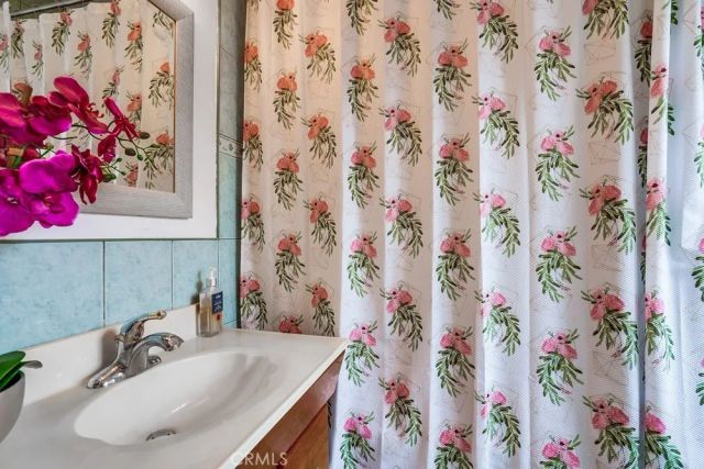 115 N Magnolia Court, Compton, CA 90220