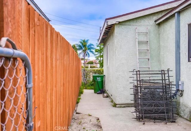 115 N Magnolia Court, Compton, CA 90220