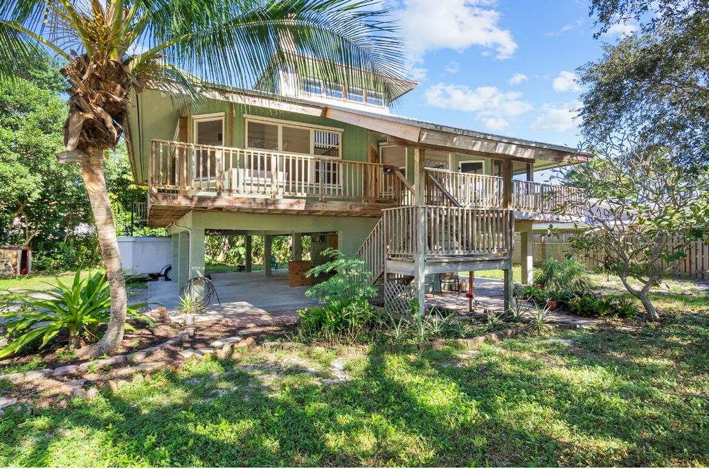 5065 SE Orange Street SE, Stuart, FL 34997