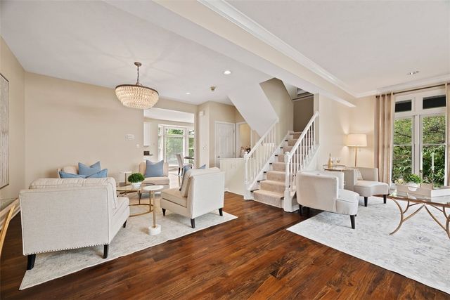 7 Waterside Place, Washington's Landing, PA 15222