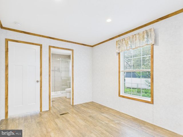 140 RUSTIQUE DR, York, PA 17408